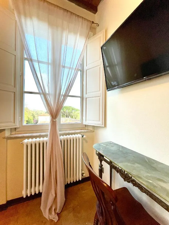 Villa Conti Fauglia 5*,